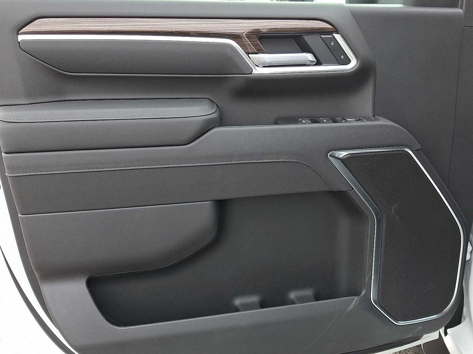 Thumbnail: 2026 Chevrolet Silverado 2500 - 10