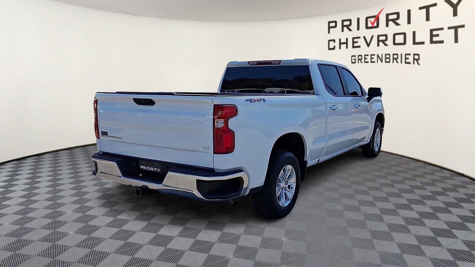 Thumbnail: 2024 Chevrolet Silverado 1500 - 8