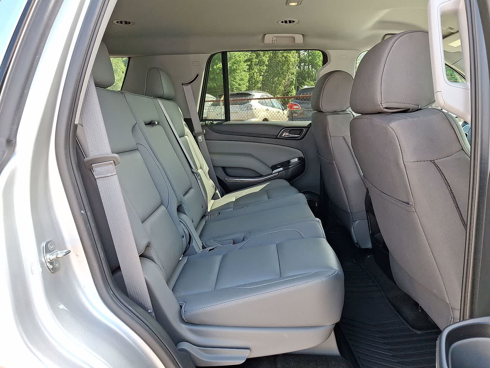 Thumbnail: 2016 Chevrolet Tahoe - 33