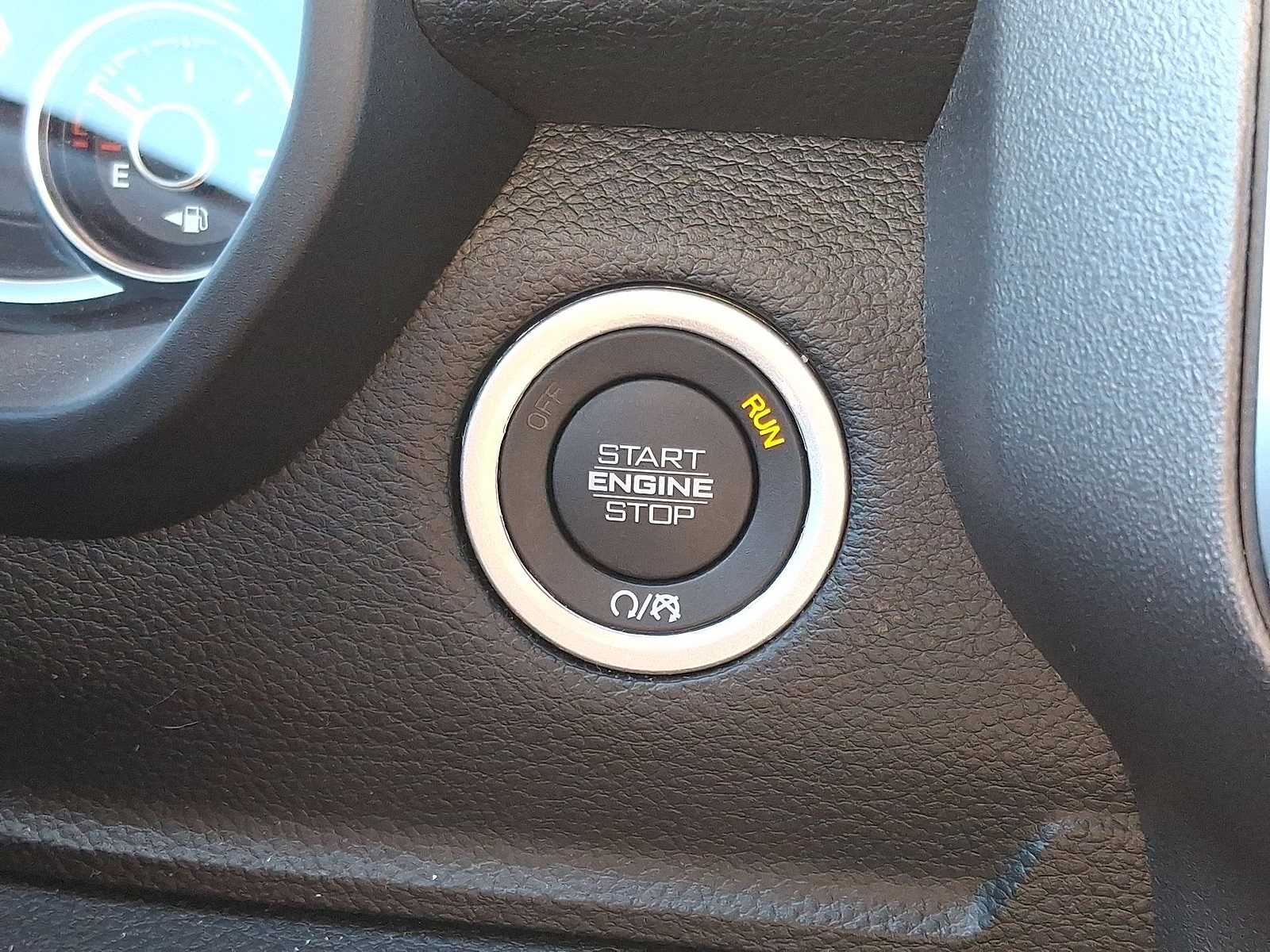 Thumbnail: 2025 RAM 1500 - 22