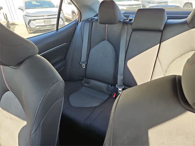 Thumbnail: 2019 Toyota Camry - 12