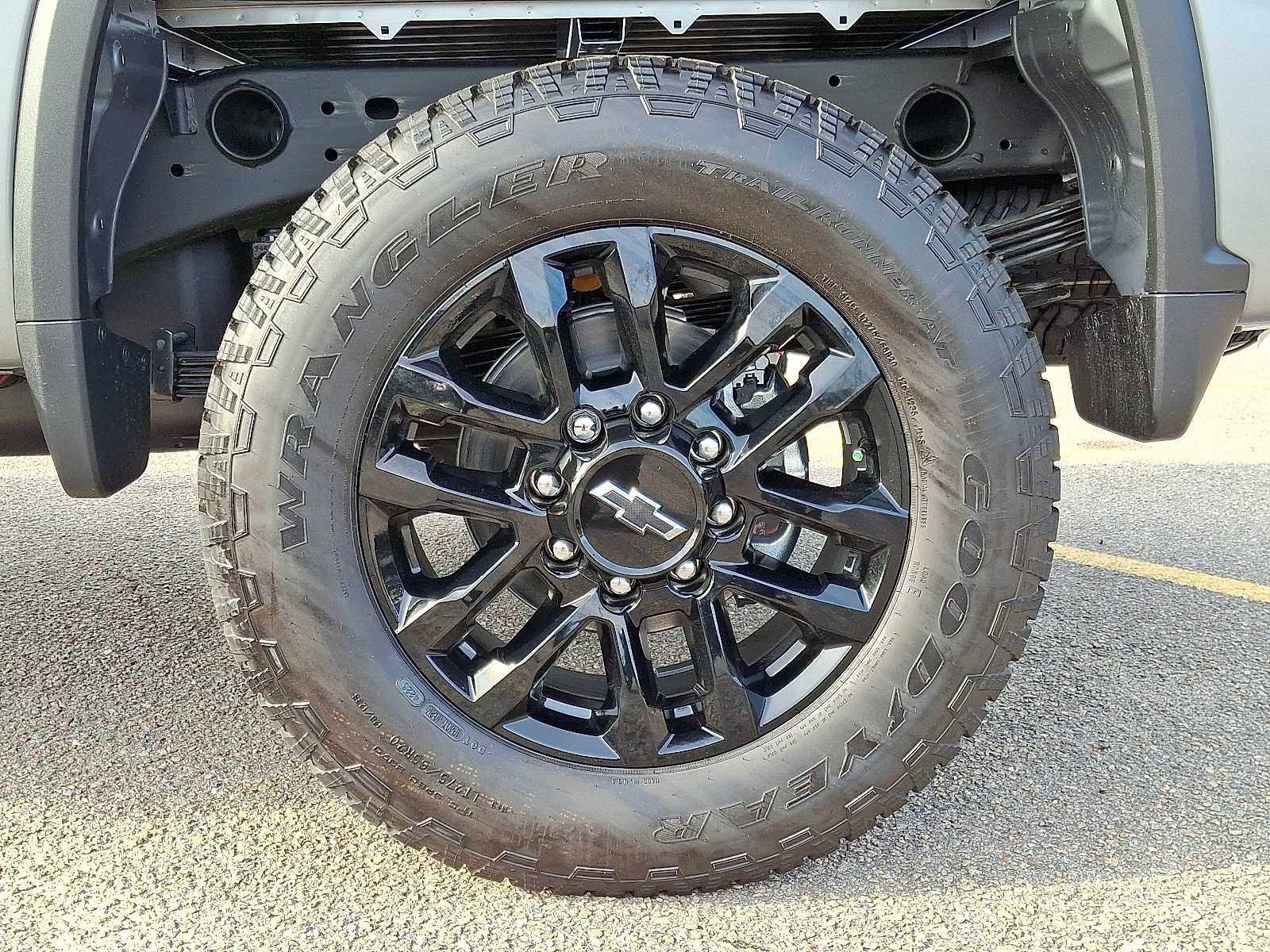 Thumbnail: 2026 Chevrolet Silverado 2500 - 7