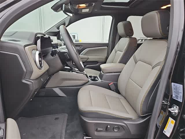 Thumbnail: 2026 Chevrolet Colorado - 12