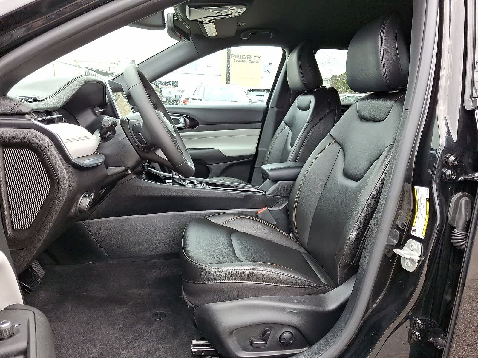 Thumbnail: 2024 Jeep Compass - 24