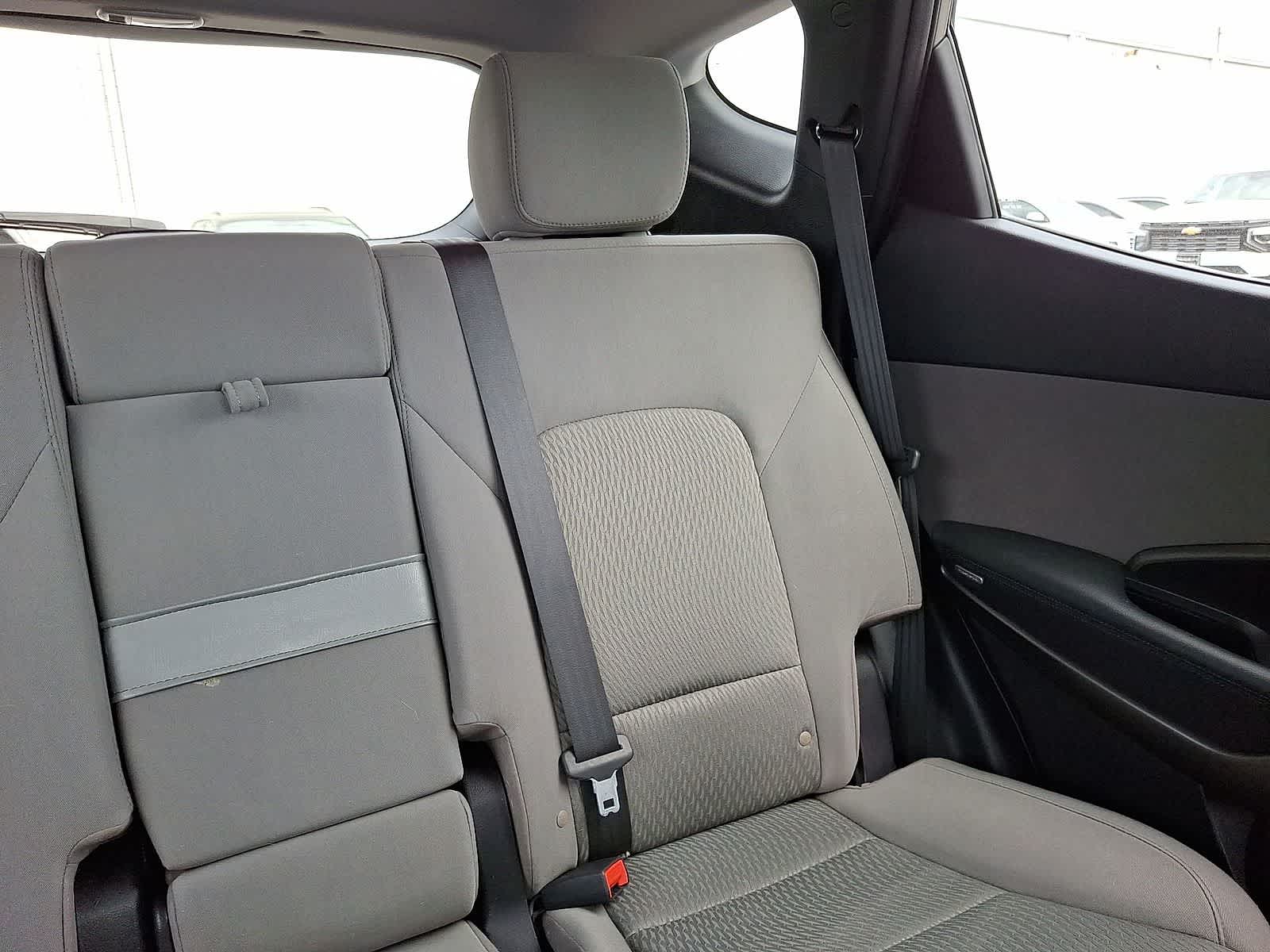 Thumbnail: 2018 Hyundai Santa Fe - 15