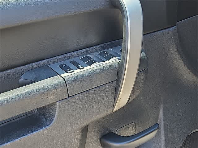 Thumbnail: 2012 Chevrolet Silverado 1500 - 25