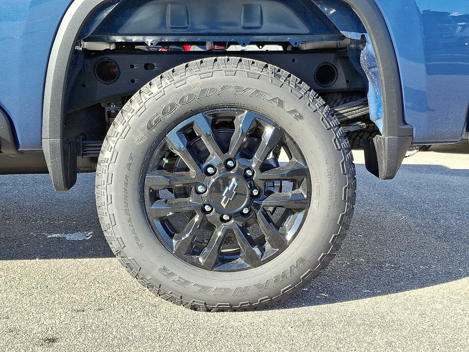 Thumbnail: 2026 Chevrolet Silverado 2500 - 7