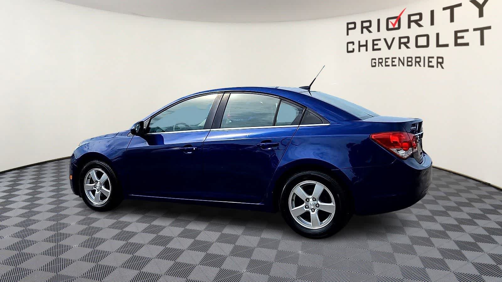 Thumbnail: 2012 Chevrolet Cruze - 5