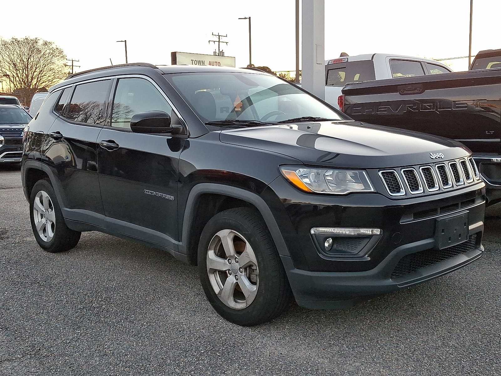 Thumbnail: 2019 Jeep Compass - 2