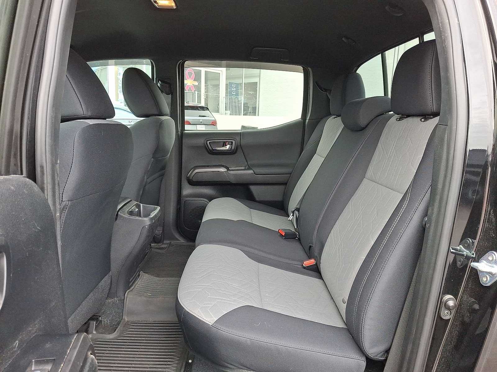 Thumbnail: 2021 Toyota Tacoma - 27