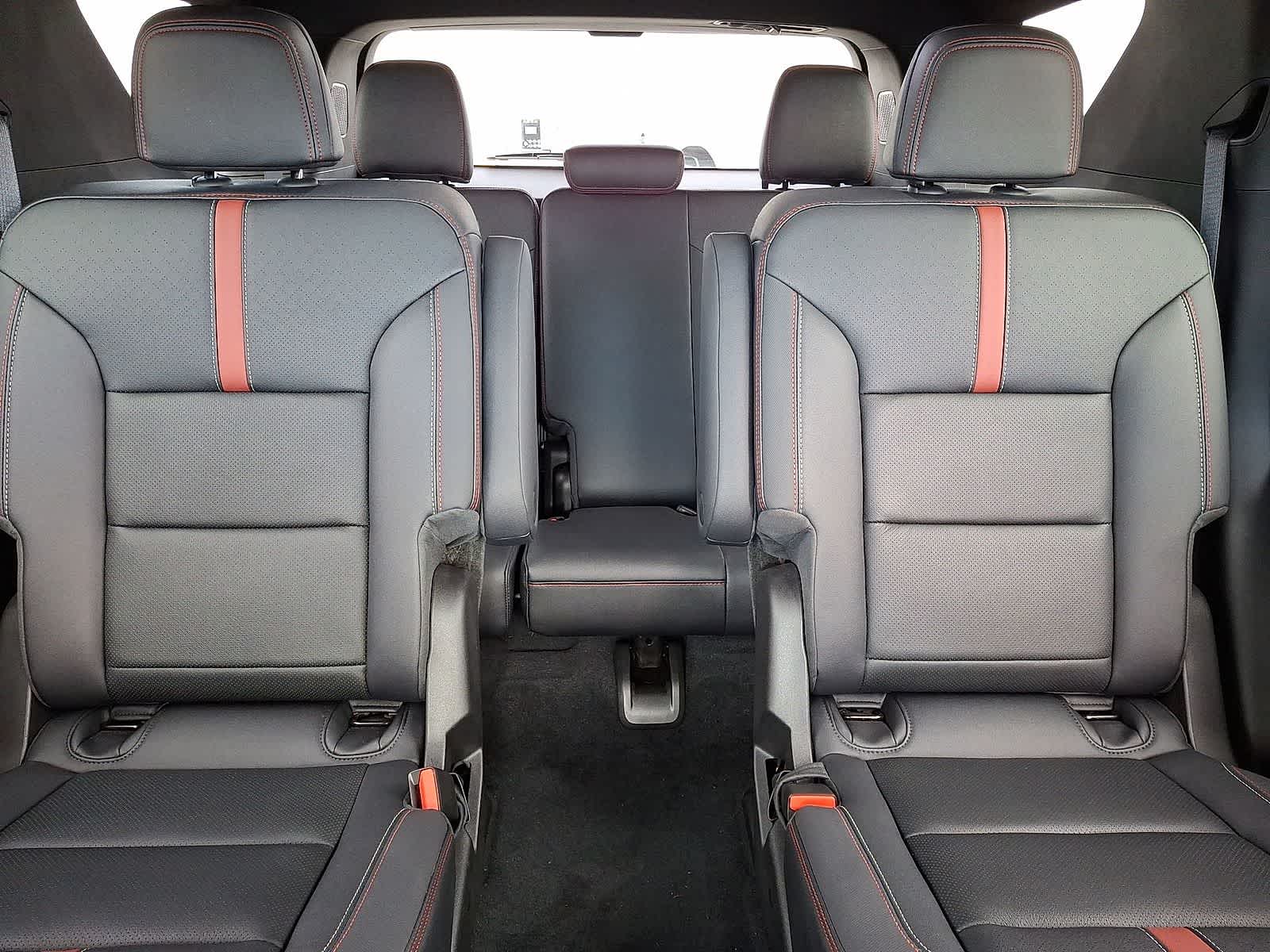 Thumbnail: 2026 Chevrolet Traverse - 14