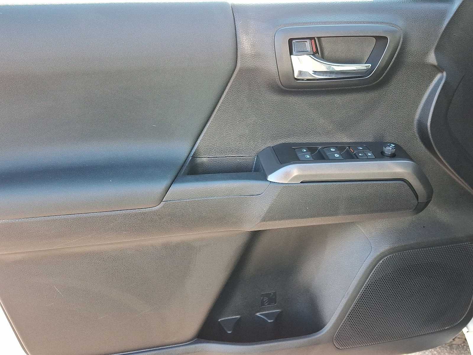 Thumbnail: 2023 Toyota Tacoma - 26