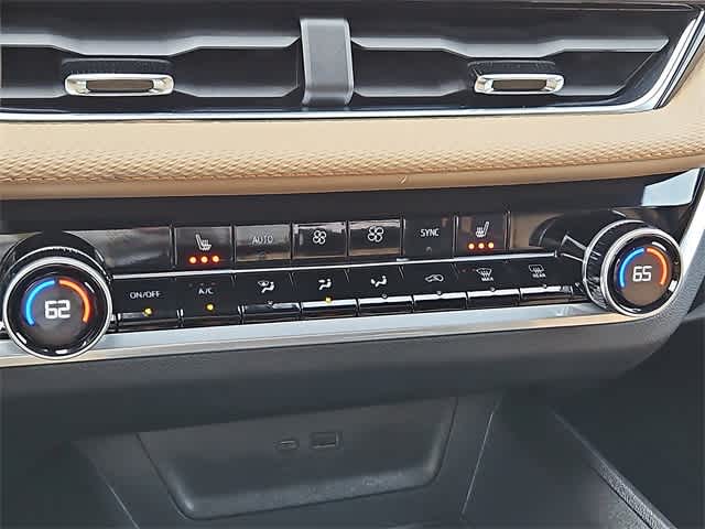 Thumbnail: 2026 Chevrolet Equinox - 13