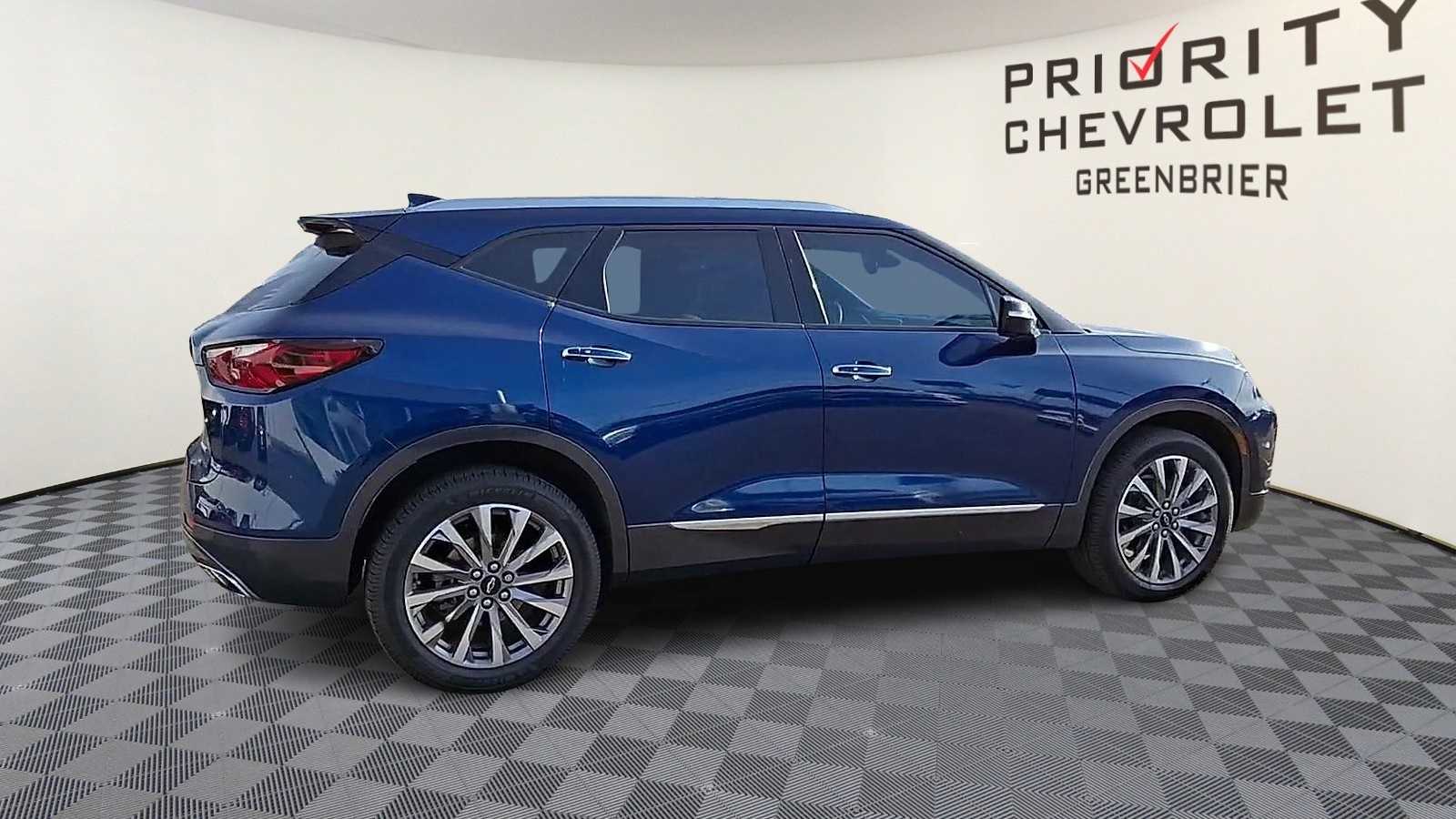 Thumbnail: 2022 Chevrolet Blazer - 9