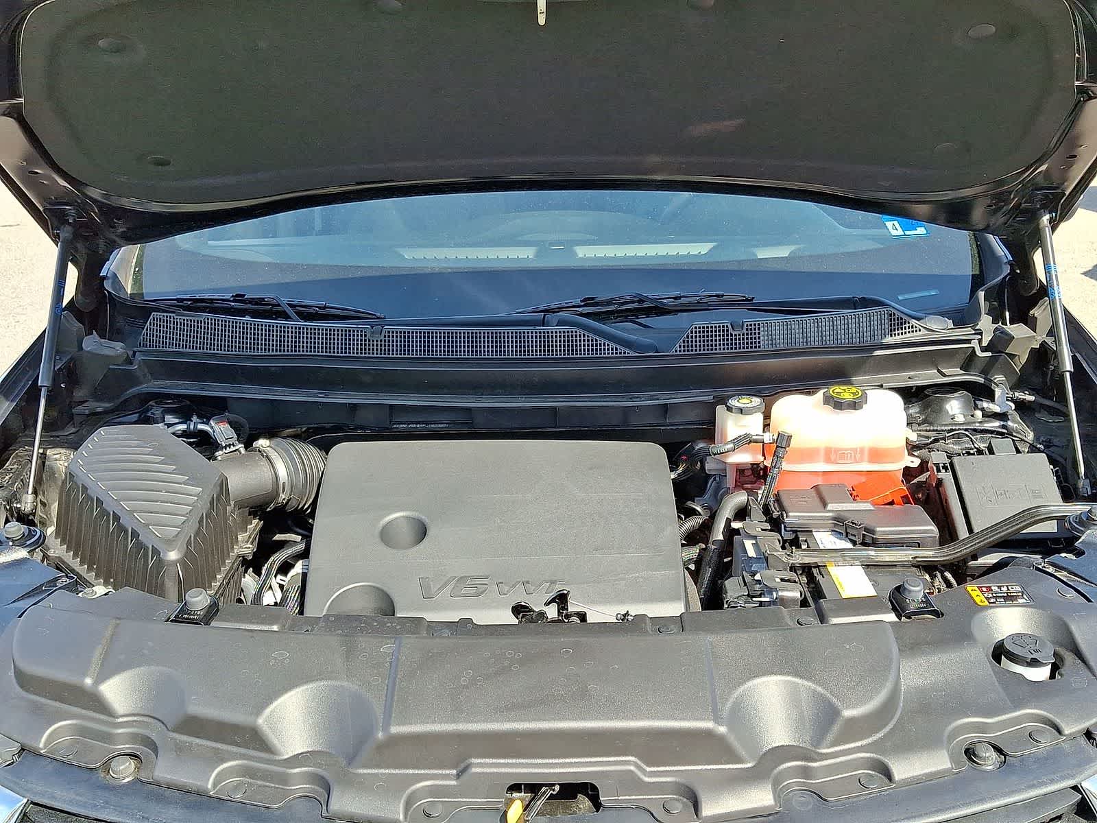 Thumbnail: 2023 Chevrolet Traverse - 34