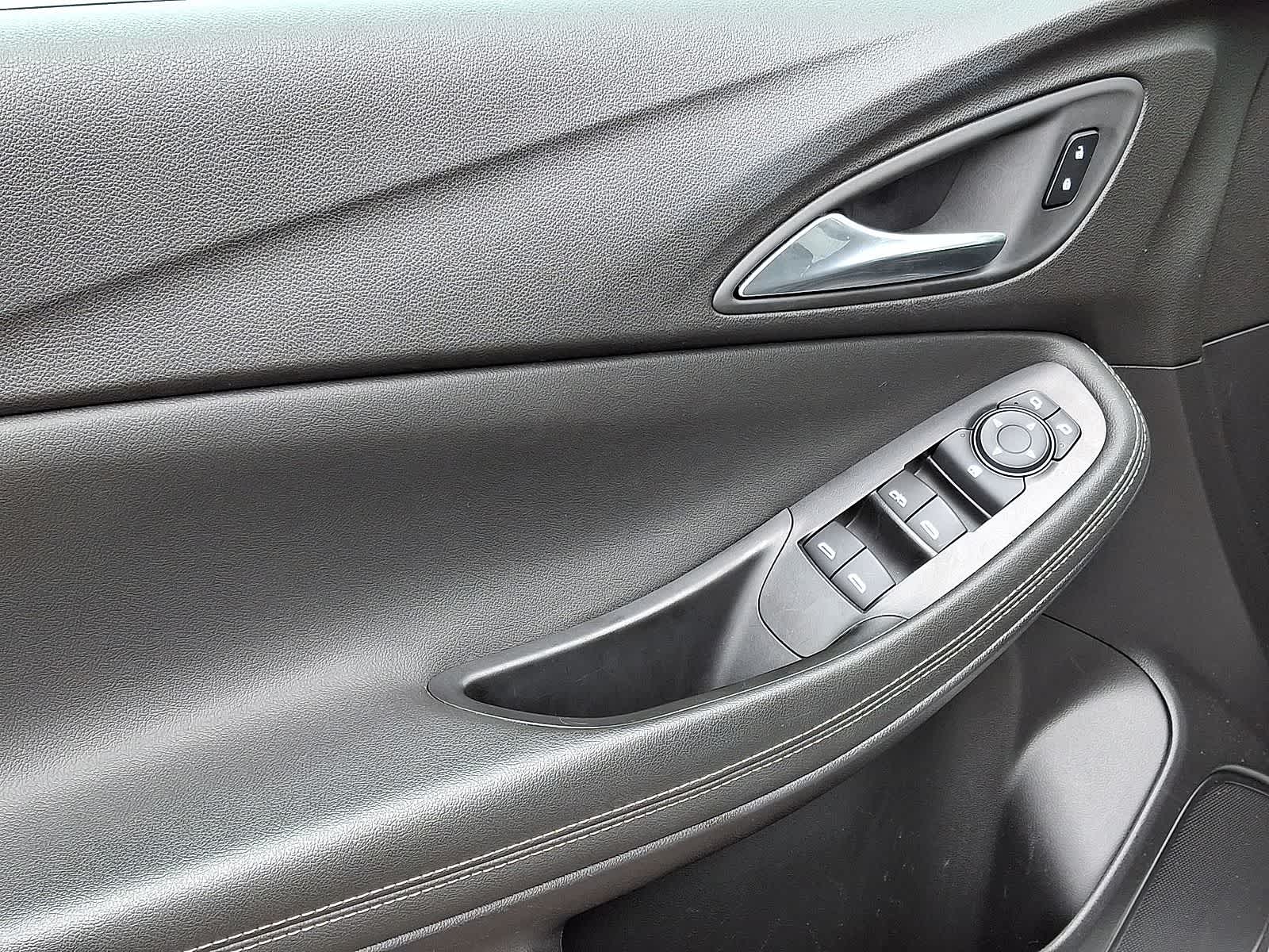 Thumbnail: 2025 Buick Encore GX - 27