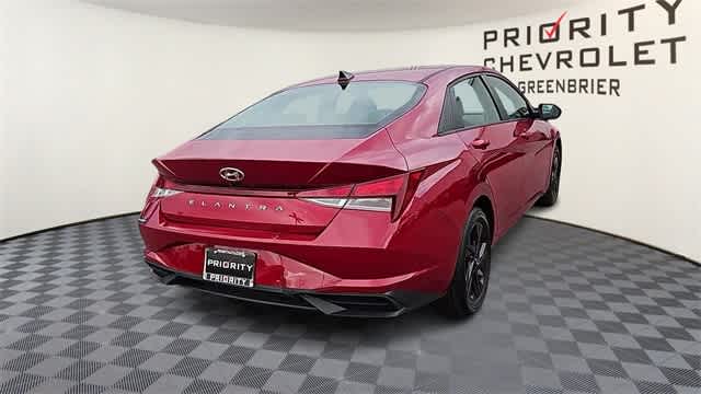 Thumbnail: 2023 Hyundai Elantra - 8