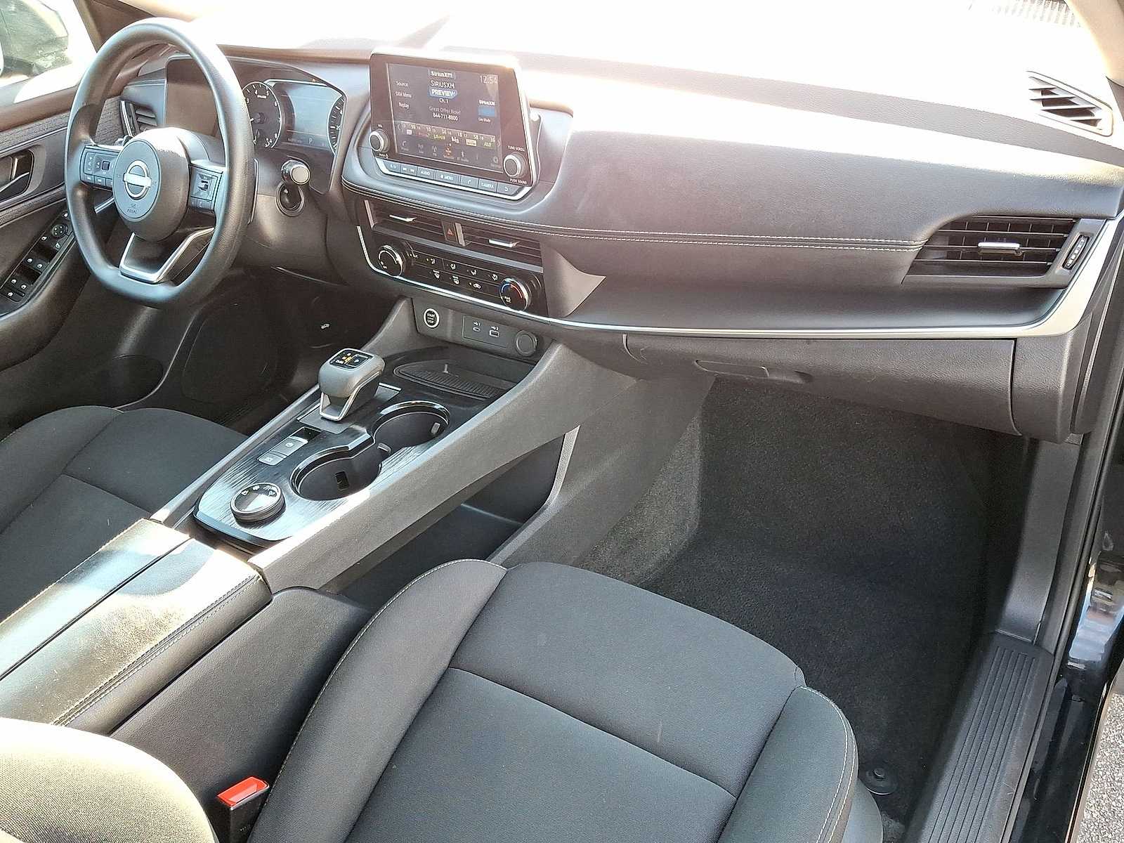 Thumbnail: 2023 Nissan Rogue - 33