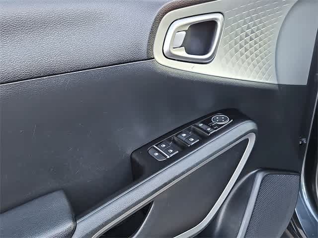 Thumbnail: 2023 Kia Soul - 26