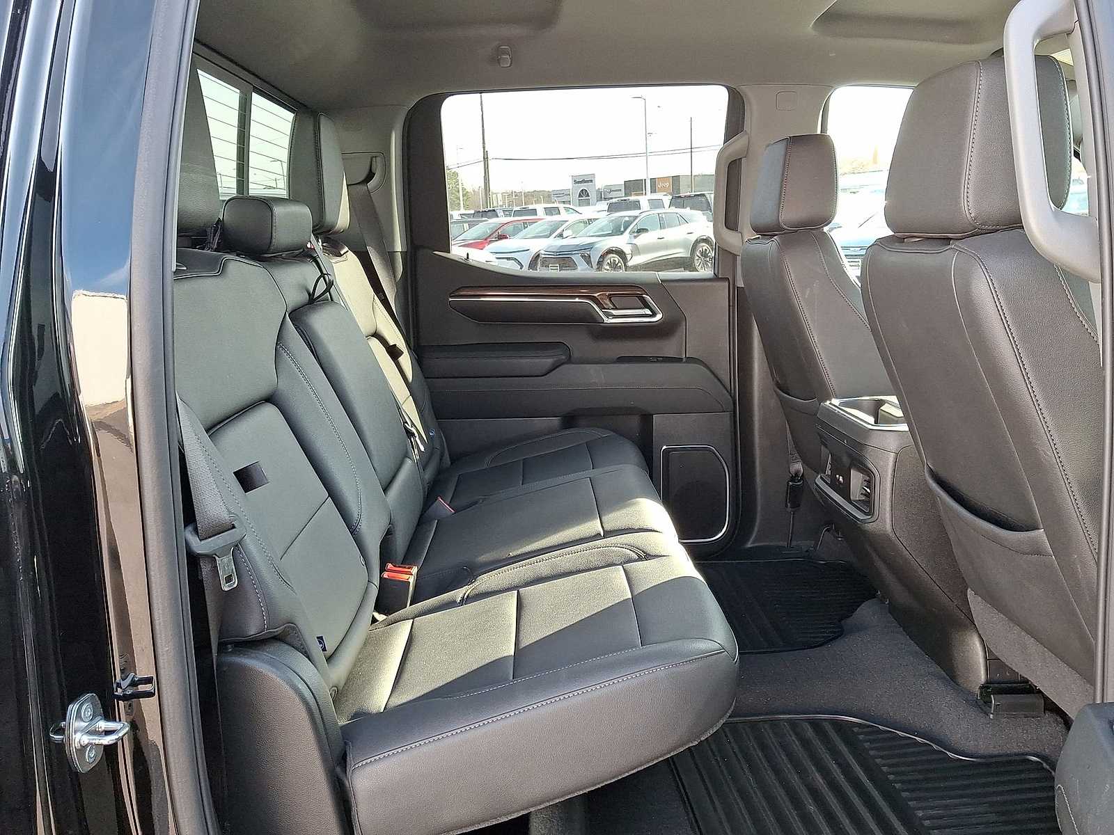 Thumbnail: 2024 Chevrolet Silverado 1500 - 32