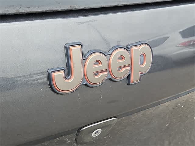 Thumbnail: 2016 Jeep Cherokee - 5