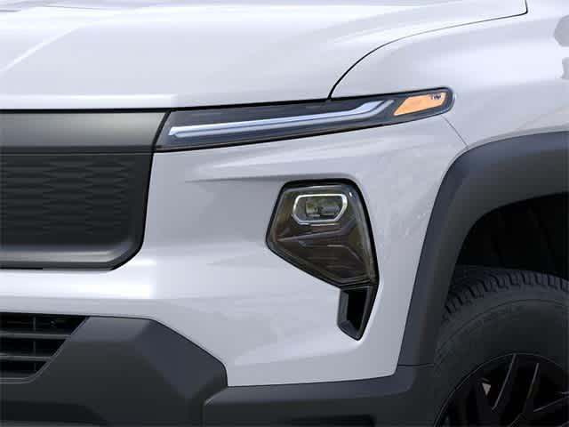 Thumbnail: 2024 Chevrolet Silverado EV - 10