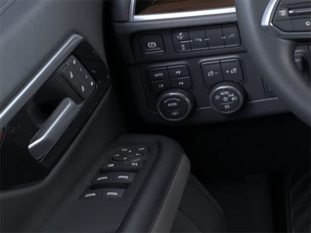 2025 Chevrolet Suburban High Country 22