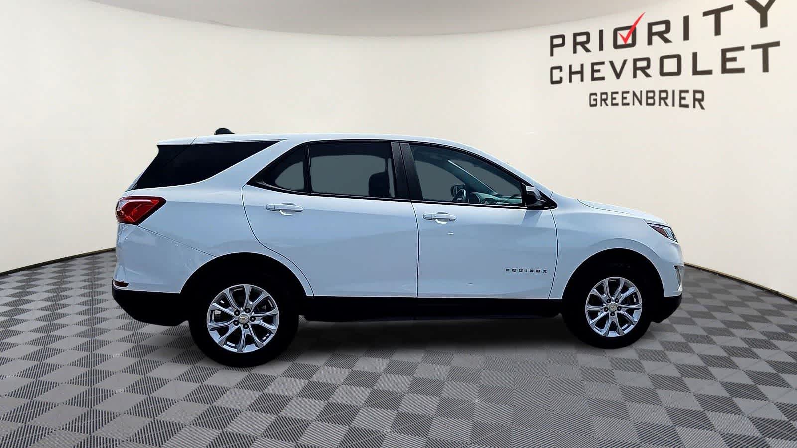 Thumbnail: 2020 Chevrolet Equinox - 9
