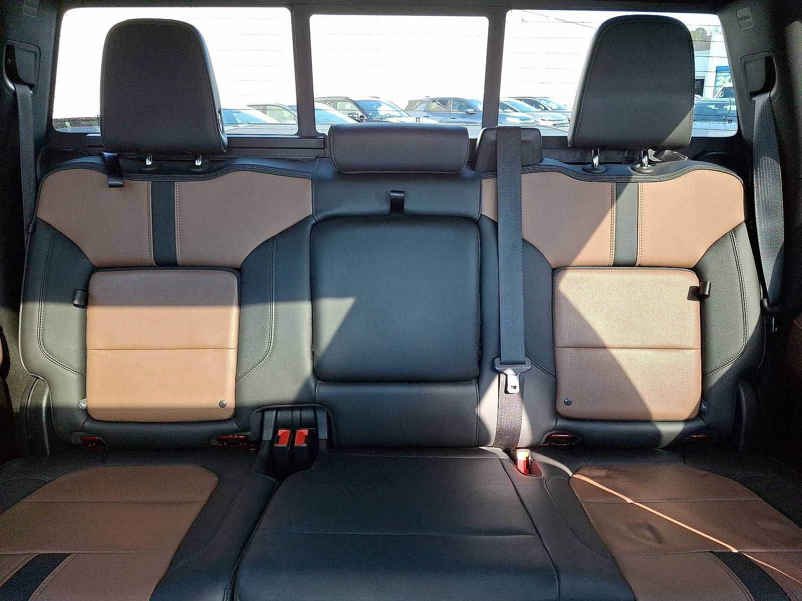 Thumbnail: 2022 Chevrolet Silverado 1500 - 14