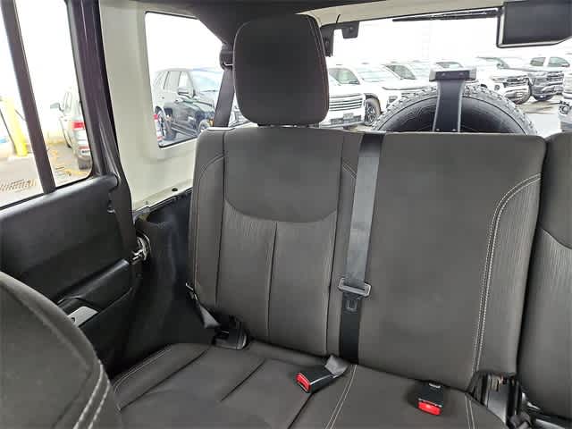 Thumbnail: 2017 Jeep Wrangler - 13