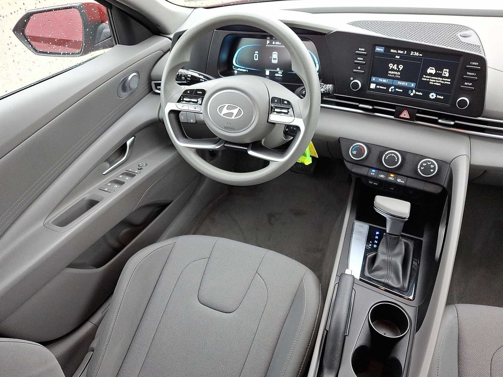 Thumbnail: 2024 Hyundai Elantra - 10