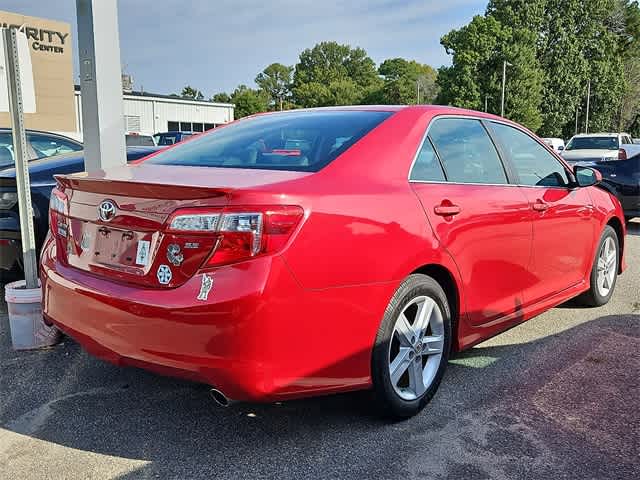 Thumbnail: 2014 Toyota Camry - 4
