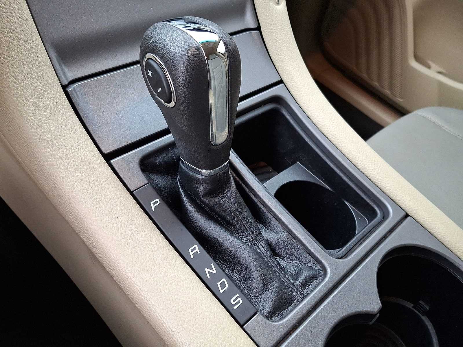 Thumbnail: 2018 Ford Taurus - 21