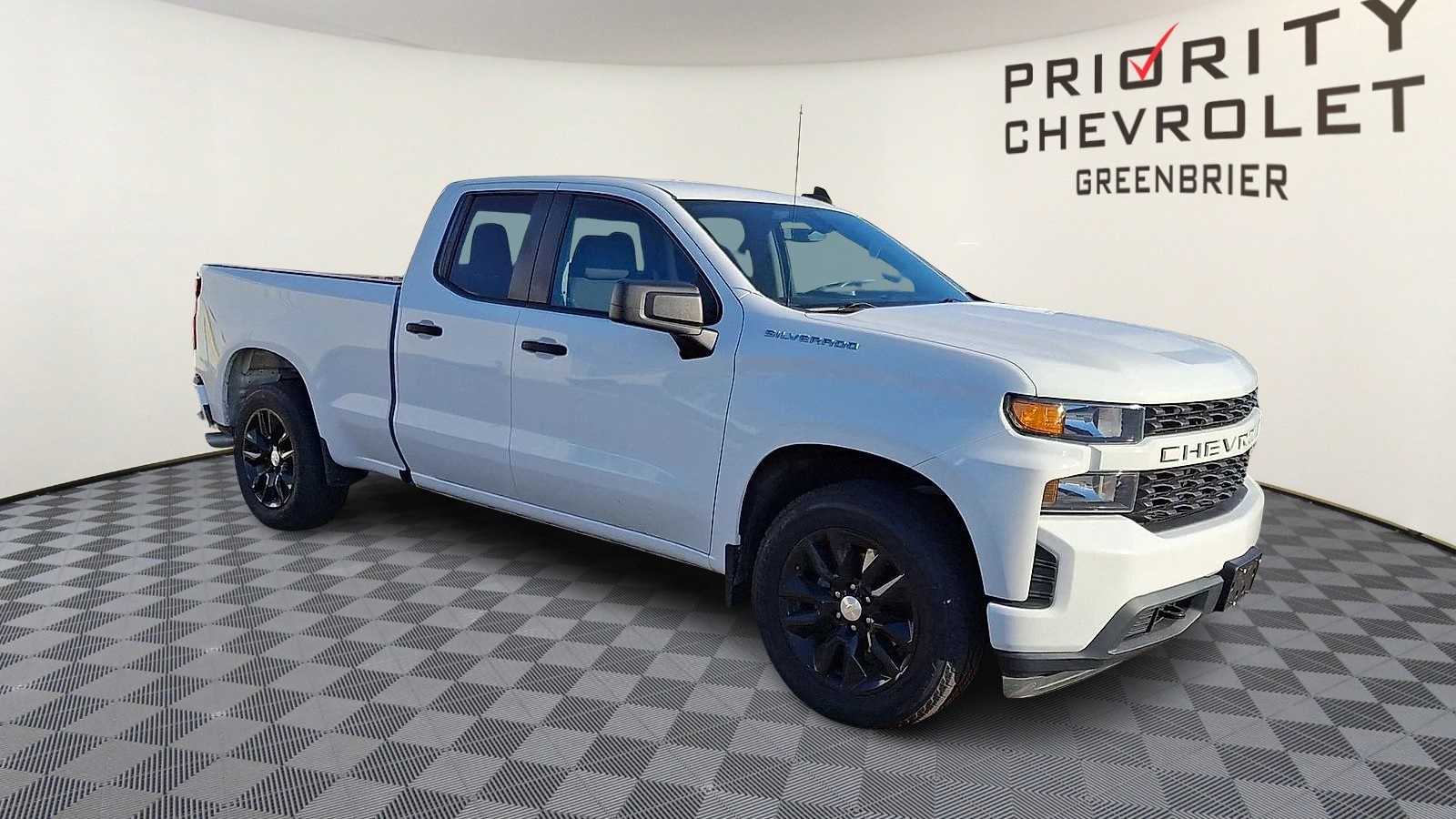 Thumbnail: 2020 Chevrolet Silverado 1500 - 2