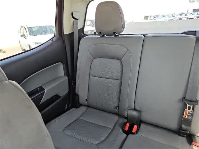 Thumbnail: 2022 Chevrolet Colorado - 13