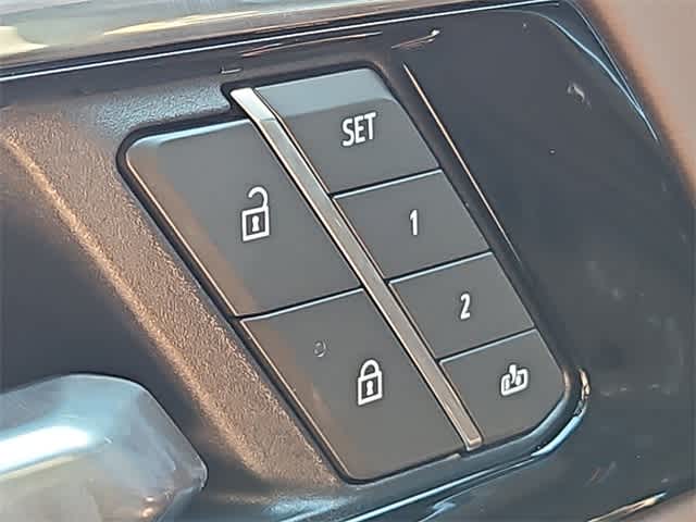 Thumbnail: 2025 Chevrolet Tahoe - 21