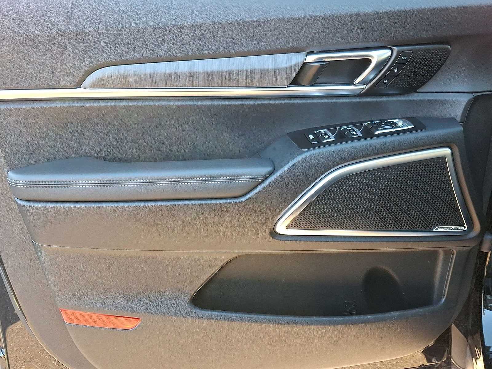 Thumbnail: 2024 Kia Telluride - 29