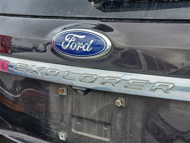 Thumbnail: 2014 Ford Explorer - 8