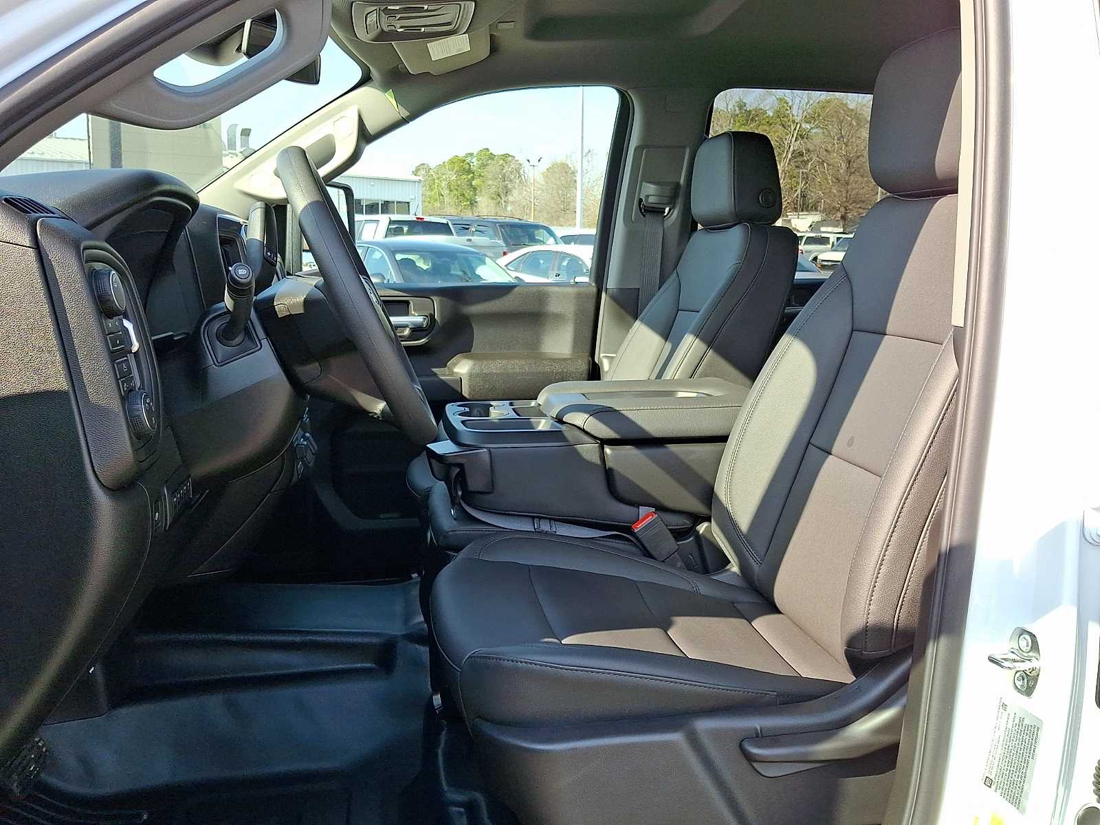 Thumbnail: 2026 Chevrolet Silverado 2500 - 11