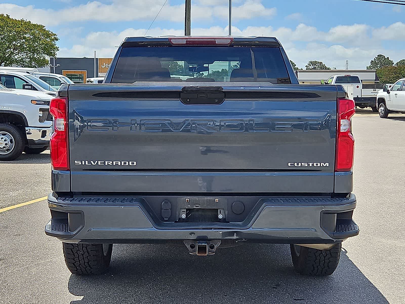 Thumbnail: 2021 Chevrolet Silverado 1500 - 29