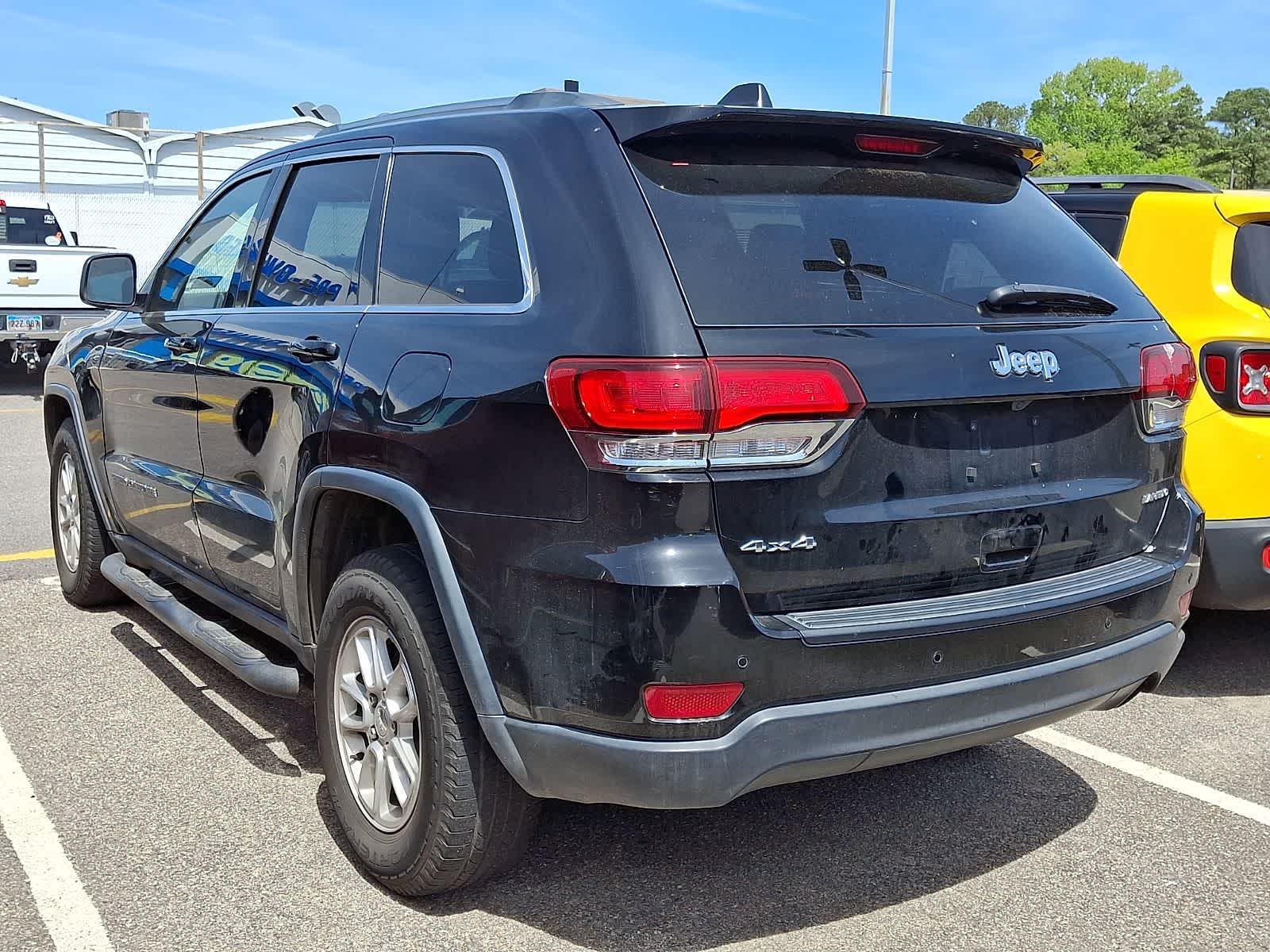 Thumbnail: 2020 Jeep Grand Cherokee - 4