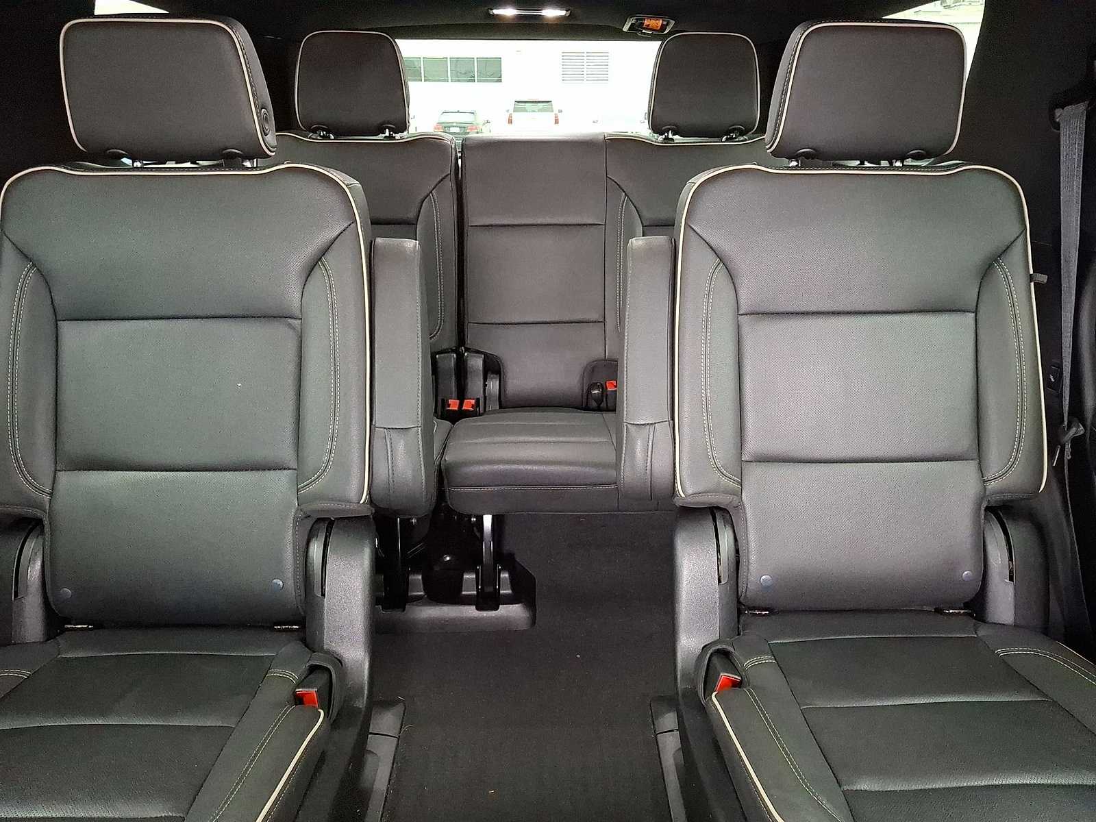 Thumbnail: 2023 Chevrolet Tahoe - 14