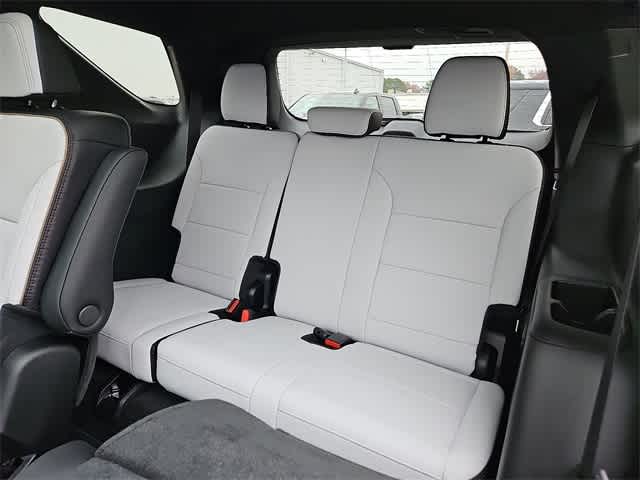 Thumbnail: 2026 Chevrolet Traverse - 9