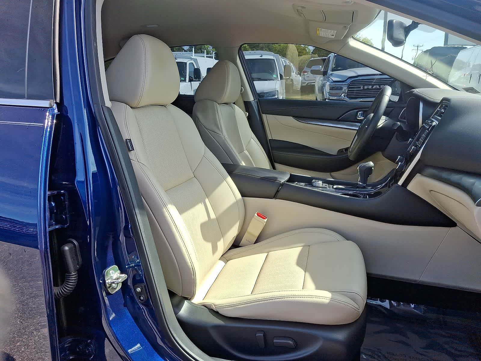 Thumbnail: 2019 Nissan Maxima - 33