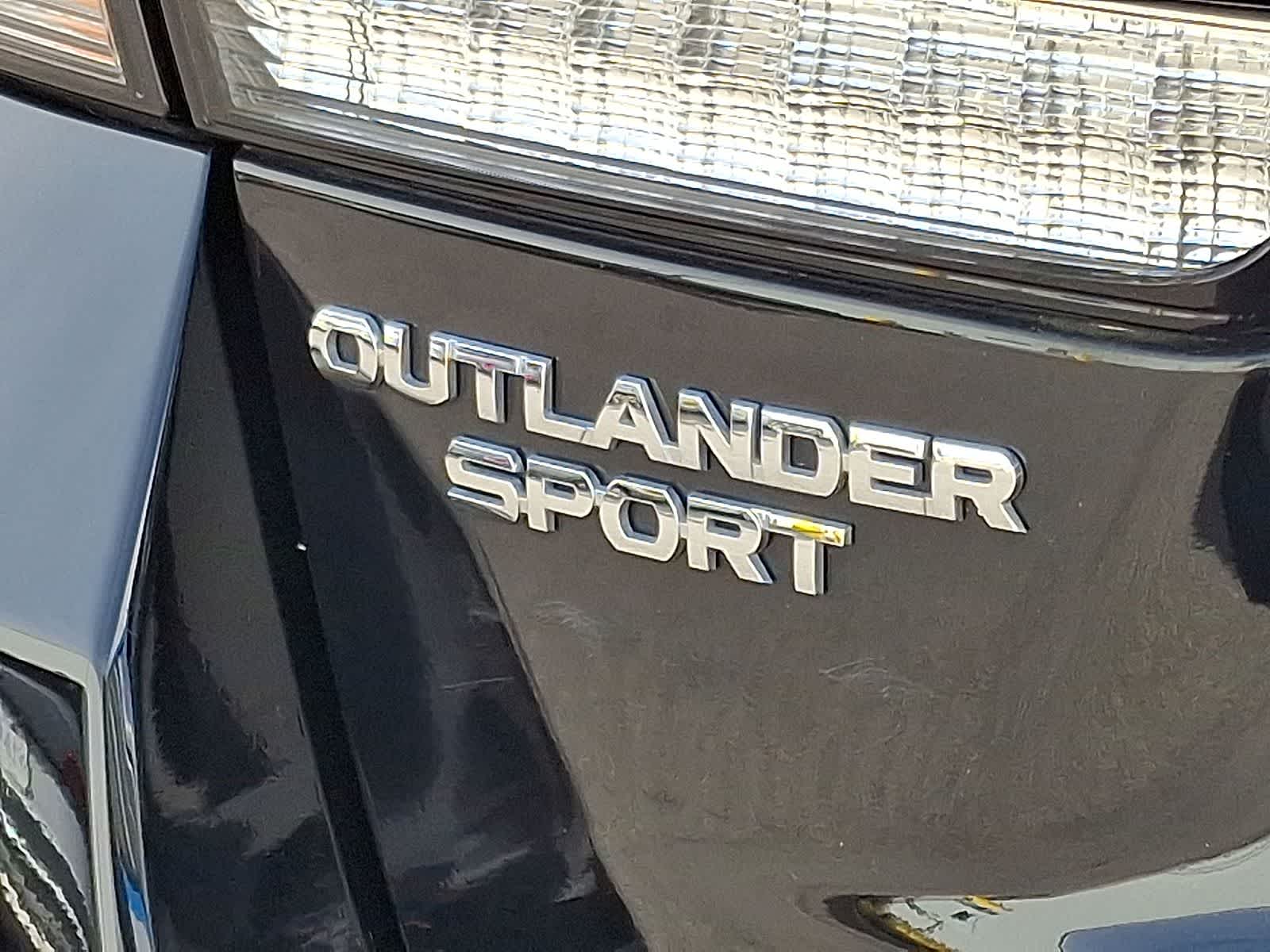 Thumbnail: 2023 Mitsubishi Outlander Sport - 35
