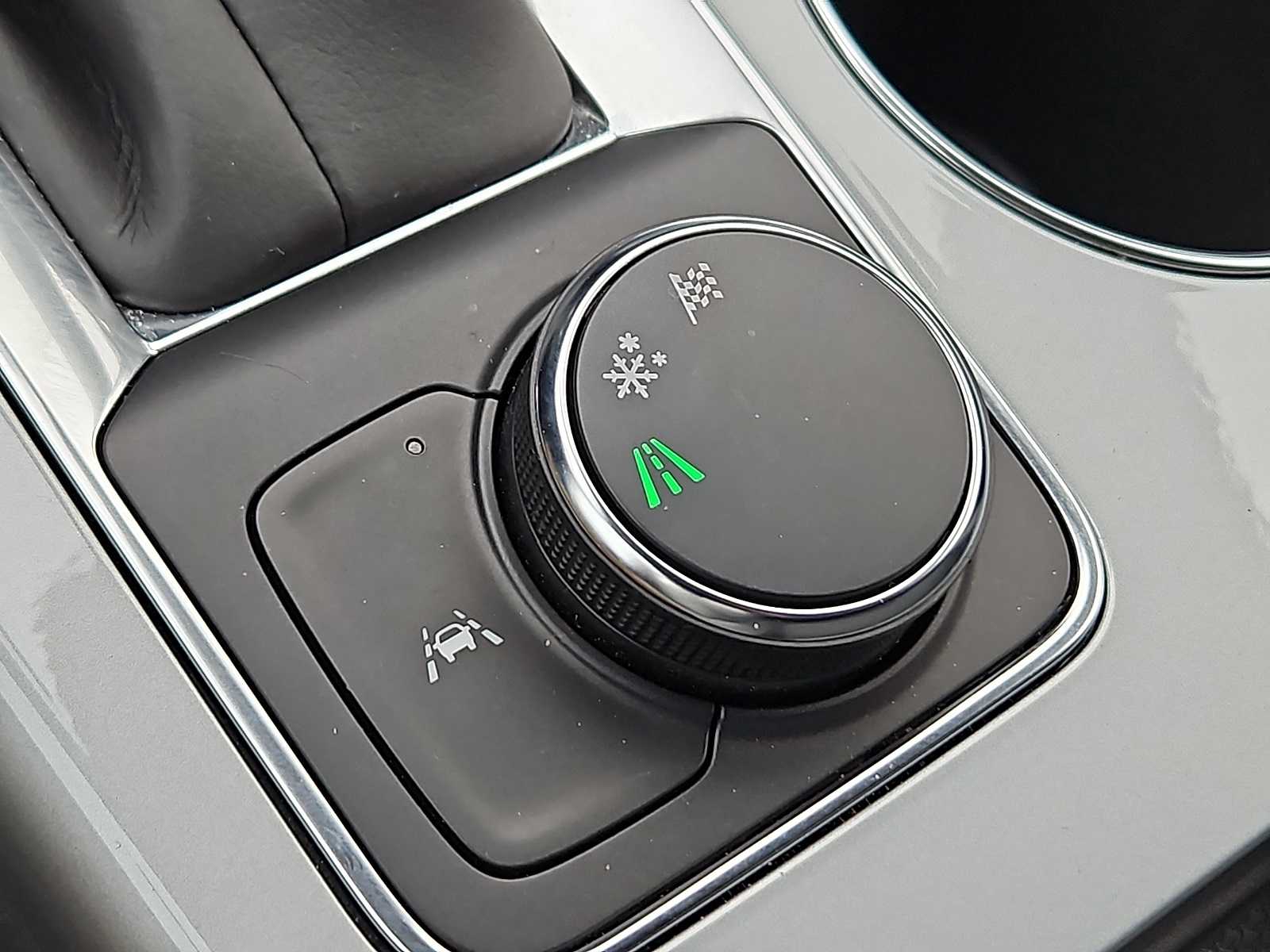 Thumbnail: 2025 Chevrolet Blazer - 16