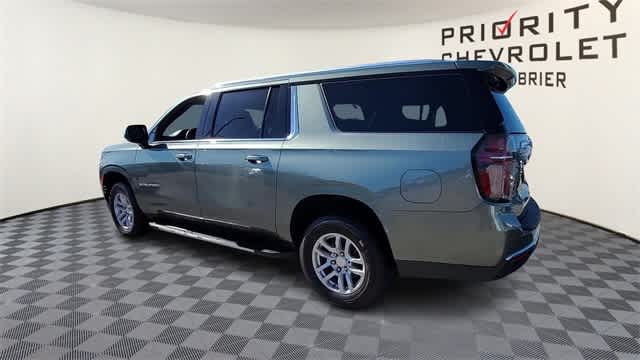 Thumbnail: 2023 Chevrolet Suburban - 6