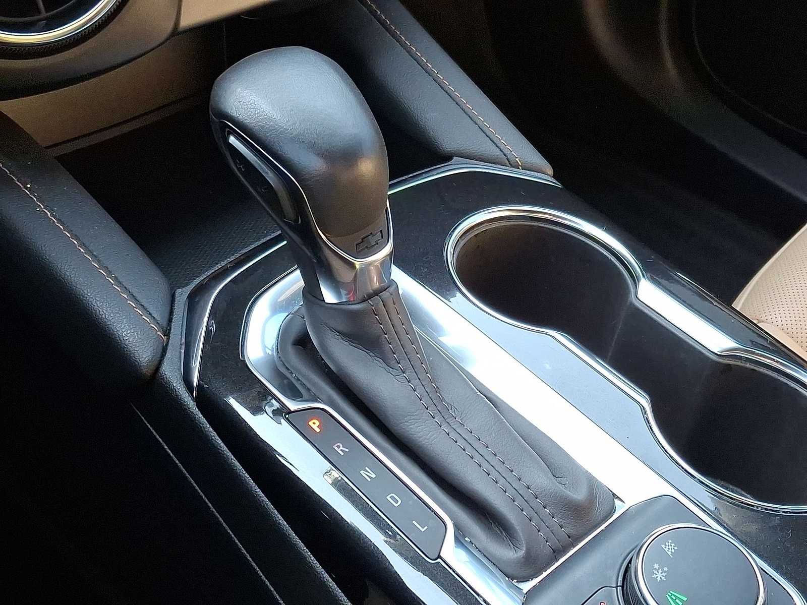 Thumbnail: 2022 Chevrolet Blazer - 22