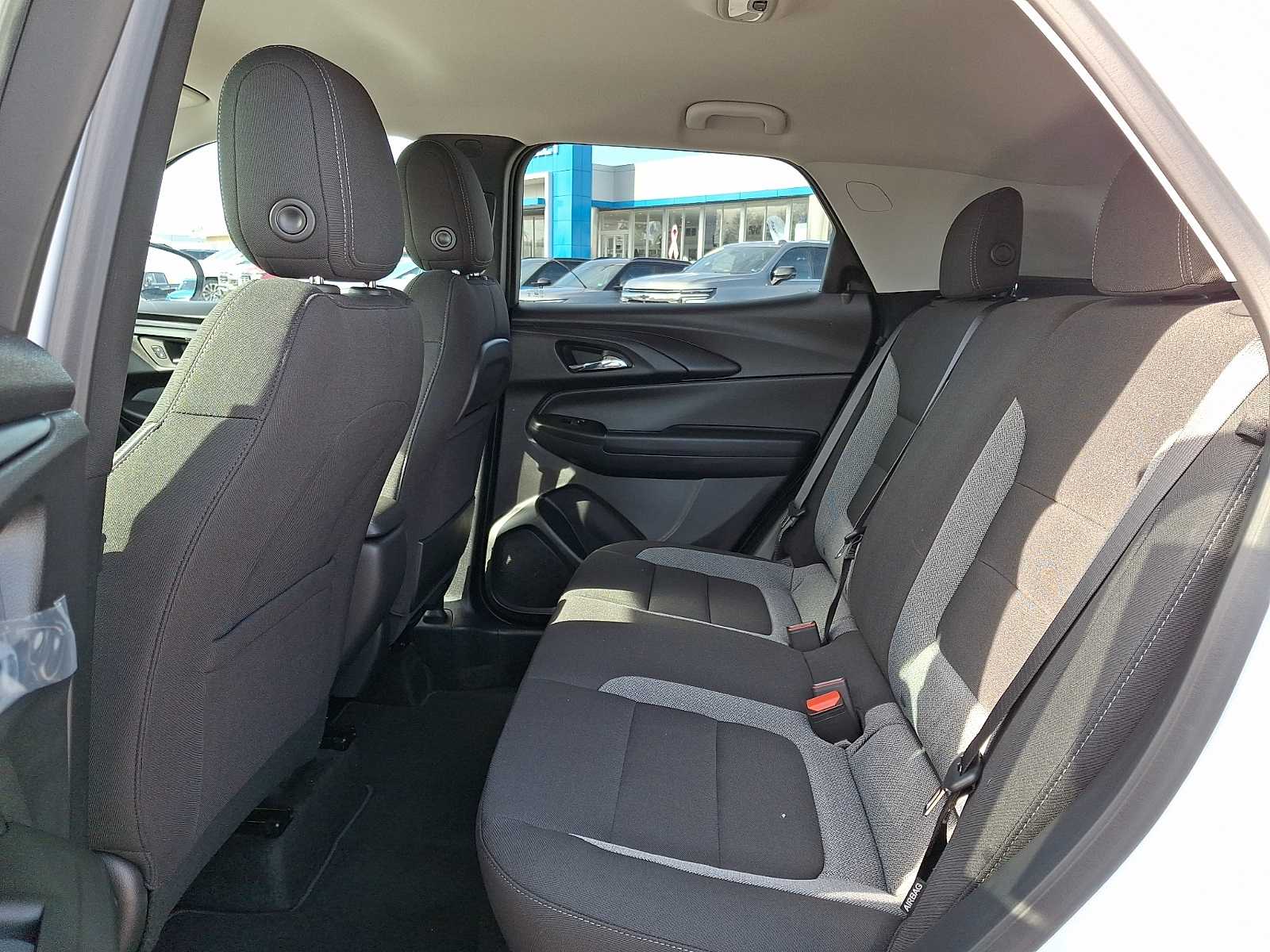 Thumbnail: 2026 Chevrolet TrailBlazer - 8