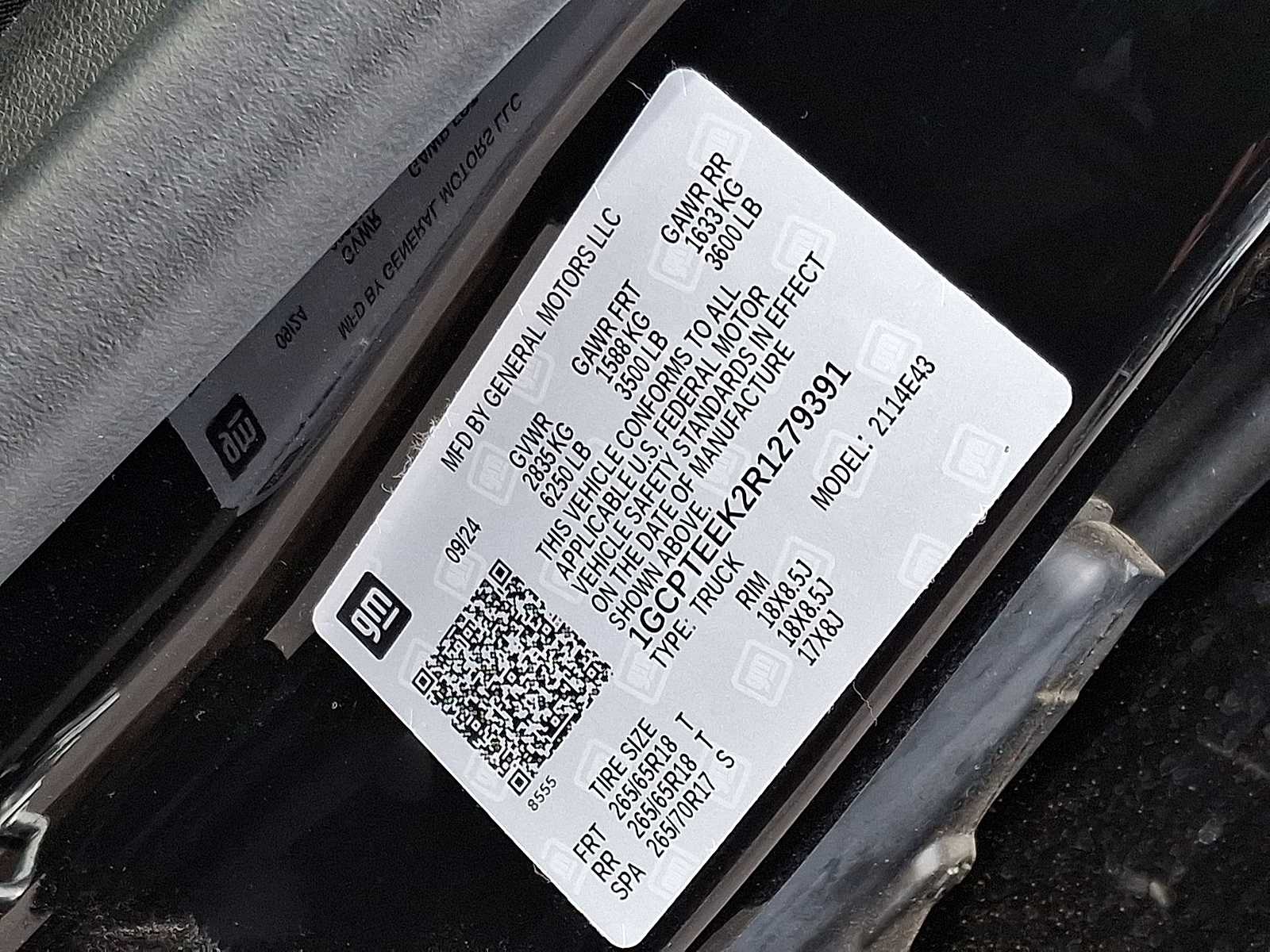 Thumbnail: 2024 Chevrolet Colorado - 38